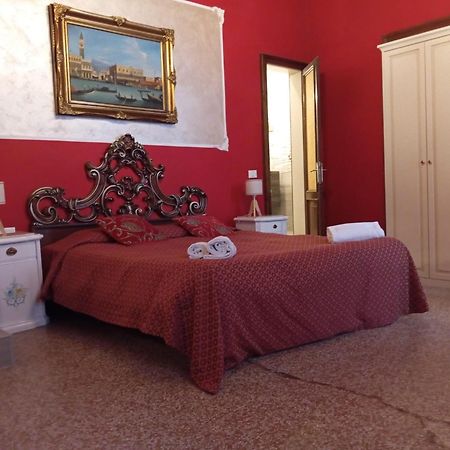 Palazzo Lion Morosini - Check In Presso Locanda Ai Santi Apostoli البندقية المظهر الخارجي الصورة