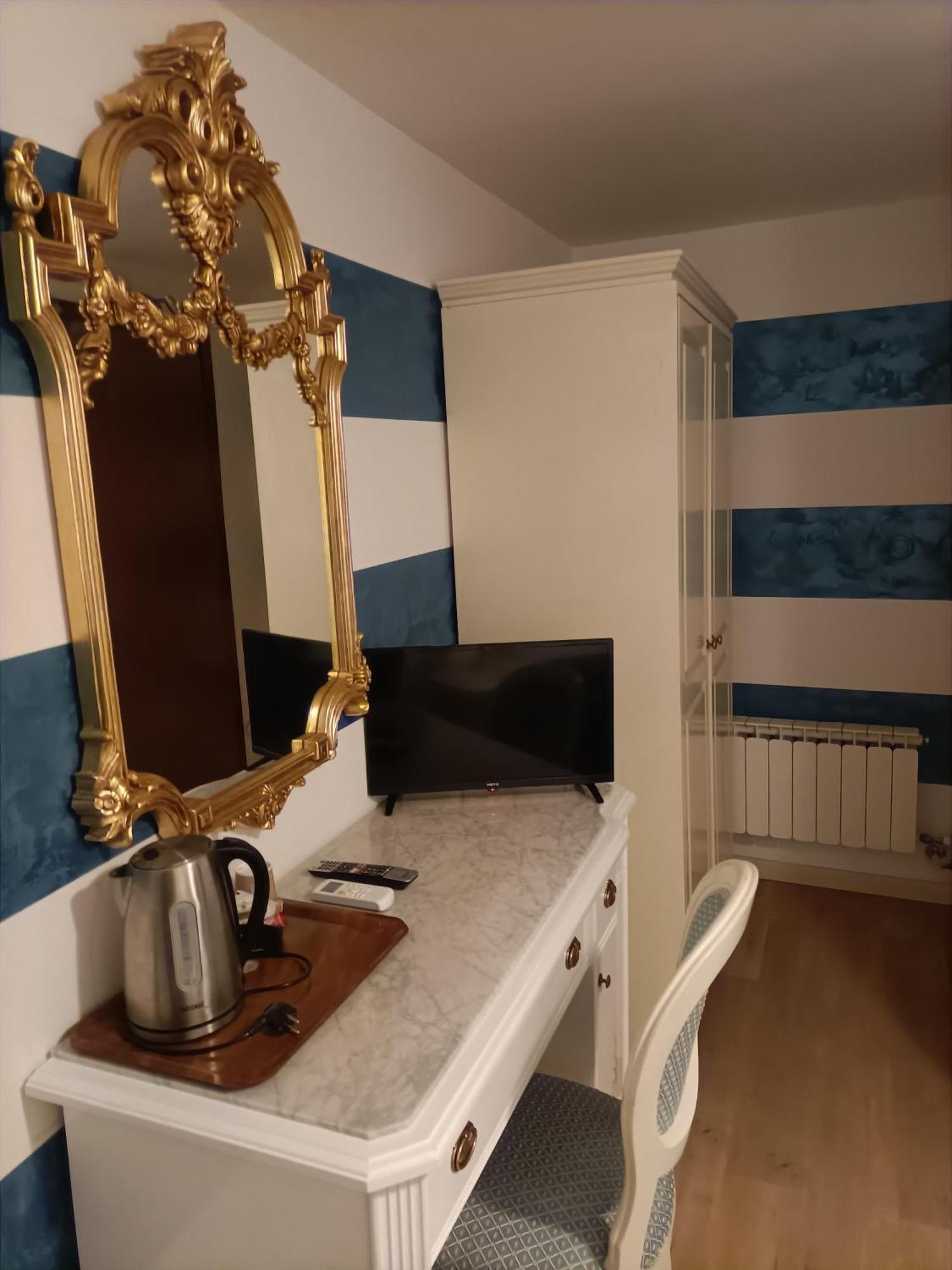 Palazzo Lion Morosini - Check In Presso Locanda Ai Santi Apostoli البندقية المظهر الخارجي الصورة