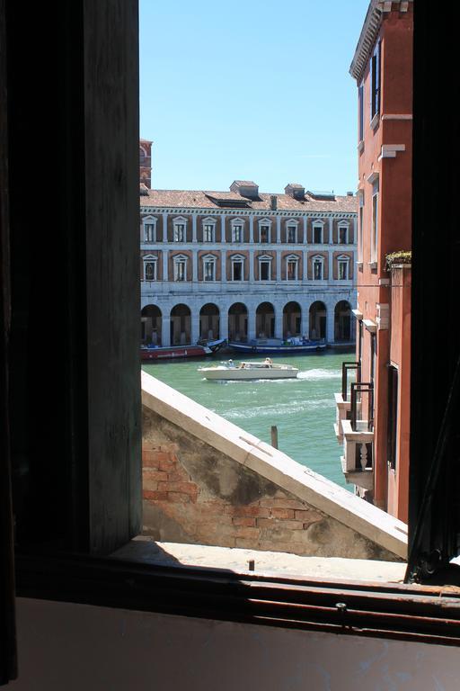 البندقية Palazzo Lion Morosini - Check In Presso Locanda Ai Santi Apostoli المظهر الخارجي الصورة